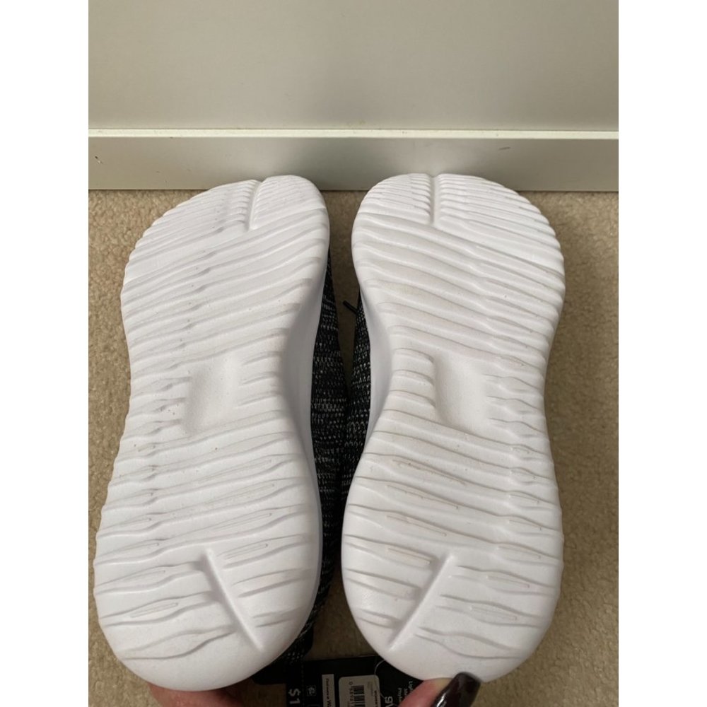 Athletic Works Women's Sneakers - Picture 4 of 4